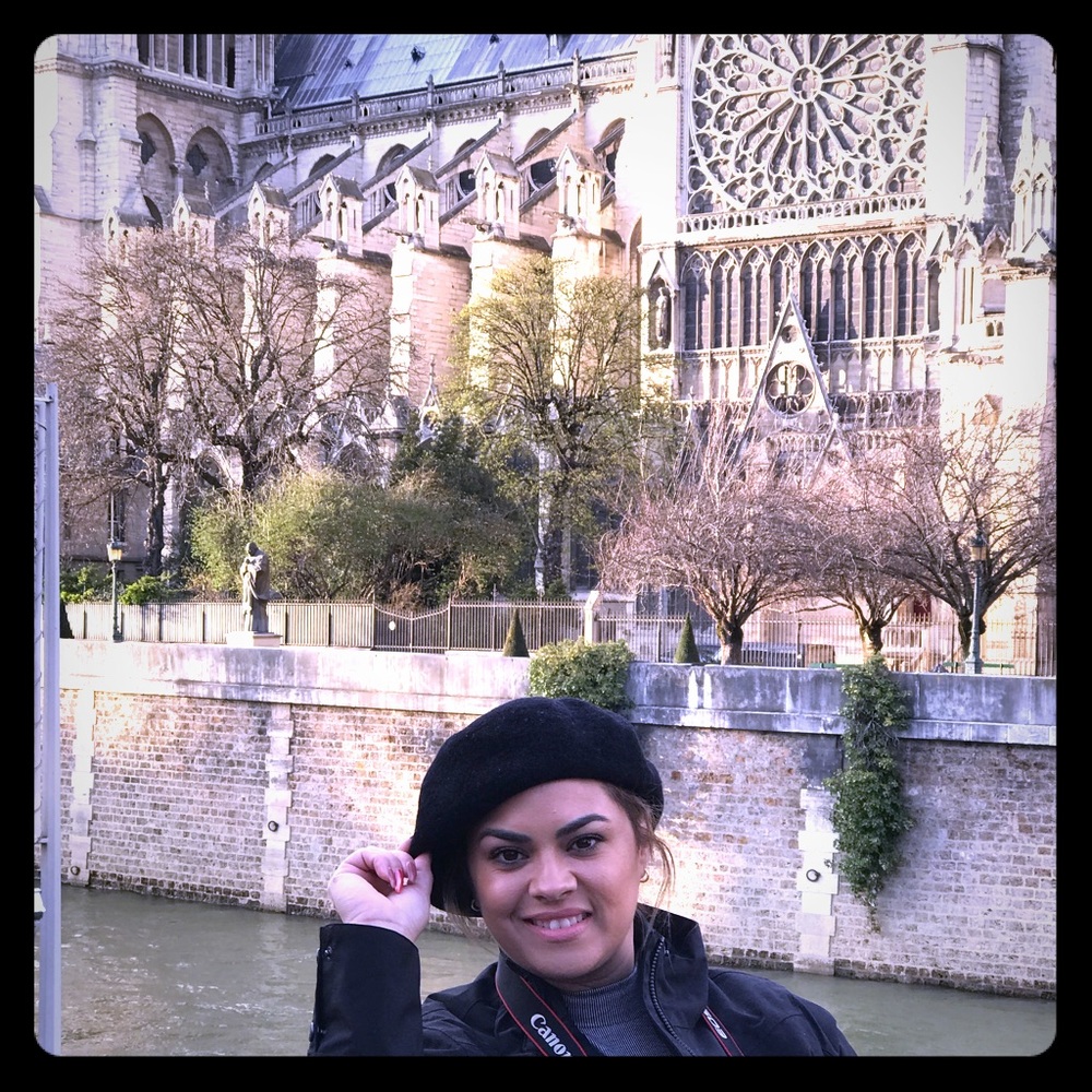 Meet your Posher, Cynthia